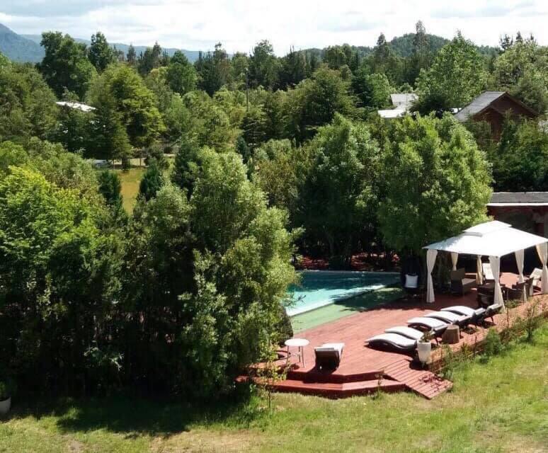 Cabanas Natural Park Lodge Пукон Экстерьер фото