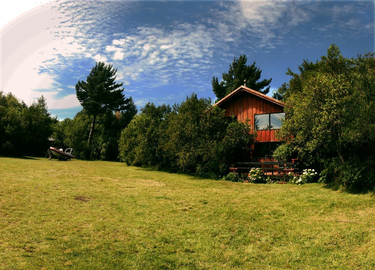 Cabanas Natural Park Lodge Пукон Экстерьер фото